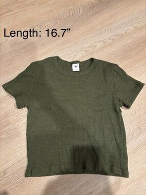 TNA Olive Cropped Ribbed Short Sleeve Tee